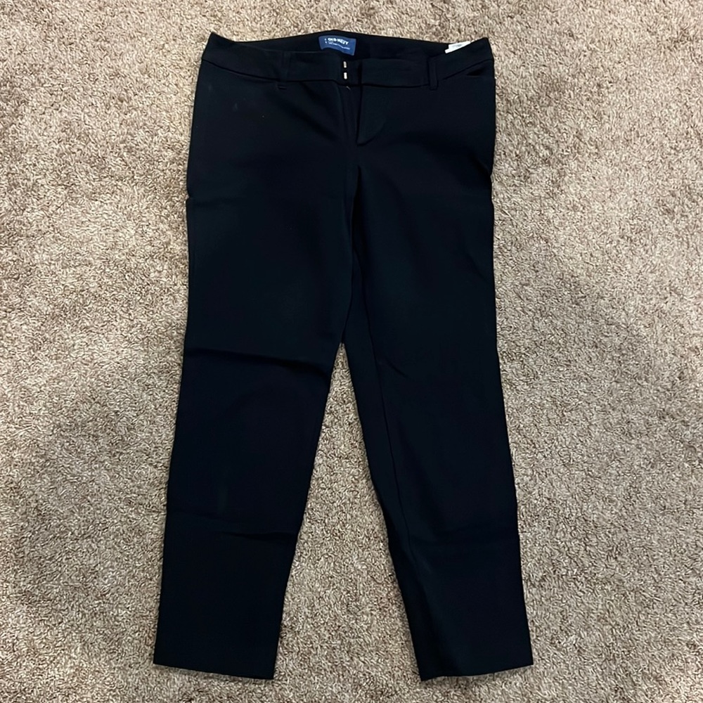 Old Navy Pixie Mid-Rise Pants